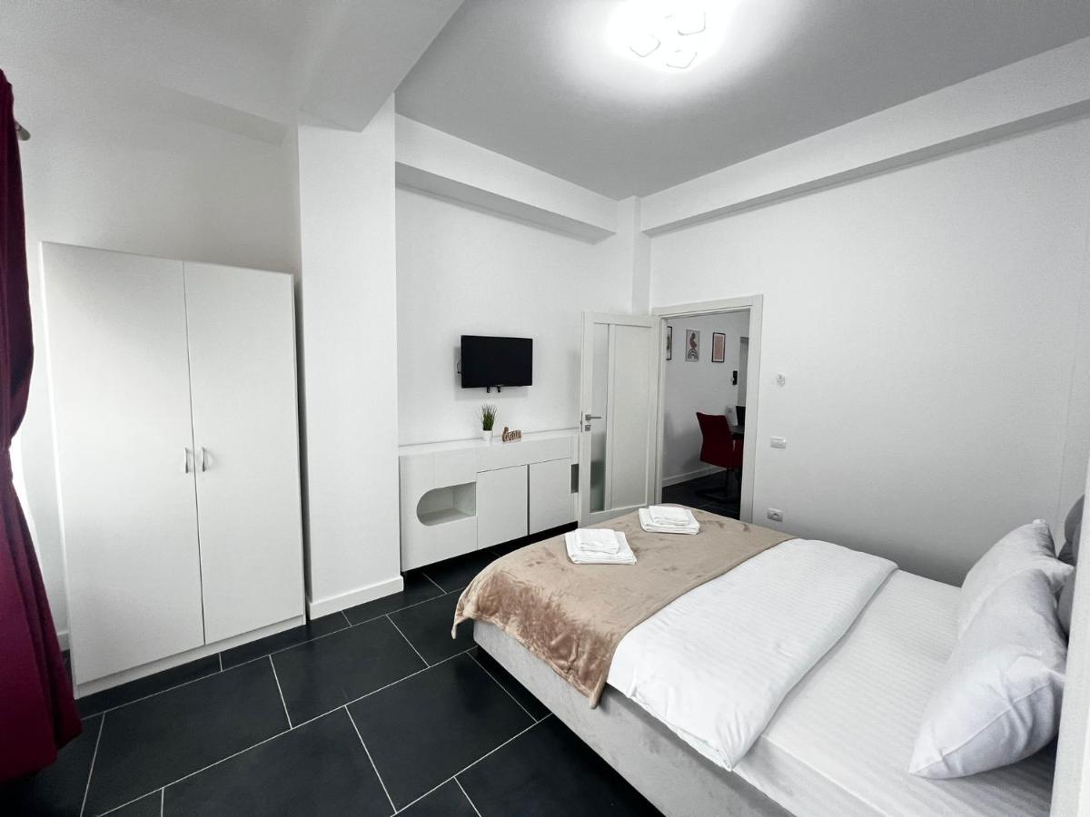 Cozy Aparthotel - Central City Suceava Ngoại thất bức ảnh