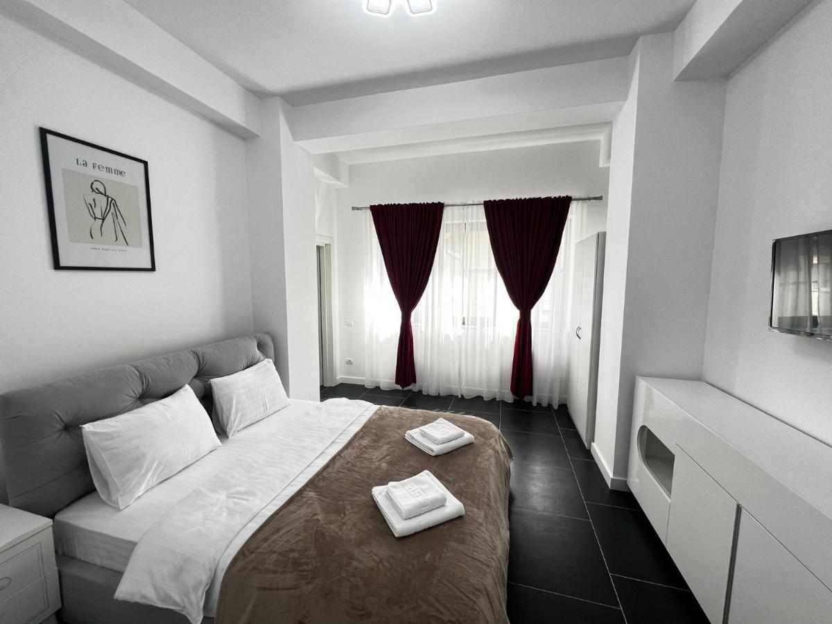 Cozy Aparthotel - Central City Suceava Ngoại thất bức ảnh