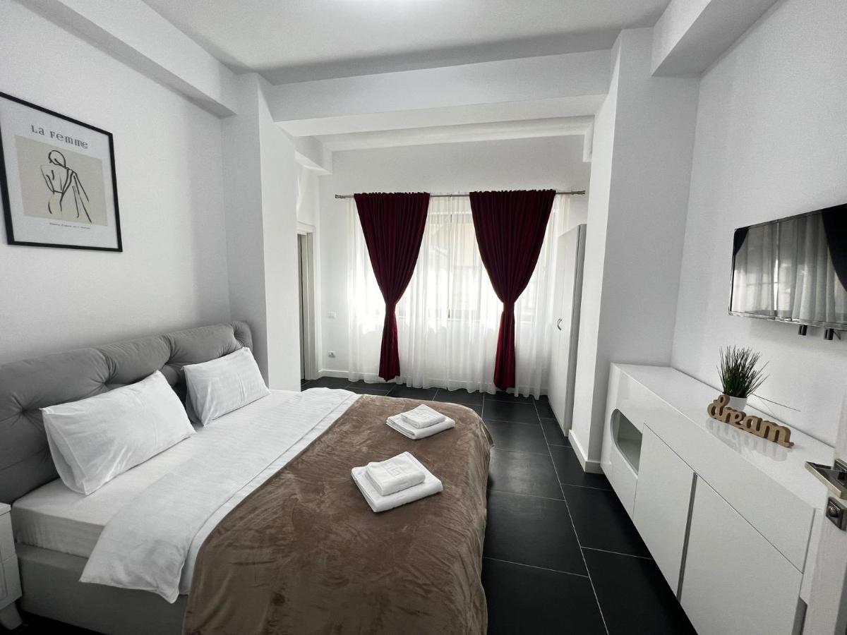 Cozy Aparthotel - Central City Suceava Ngoại thất bức ảnh
