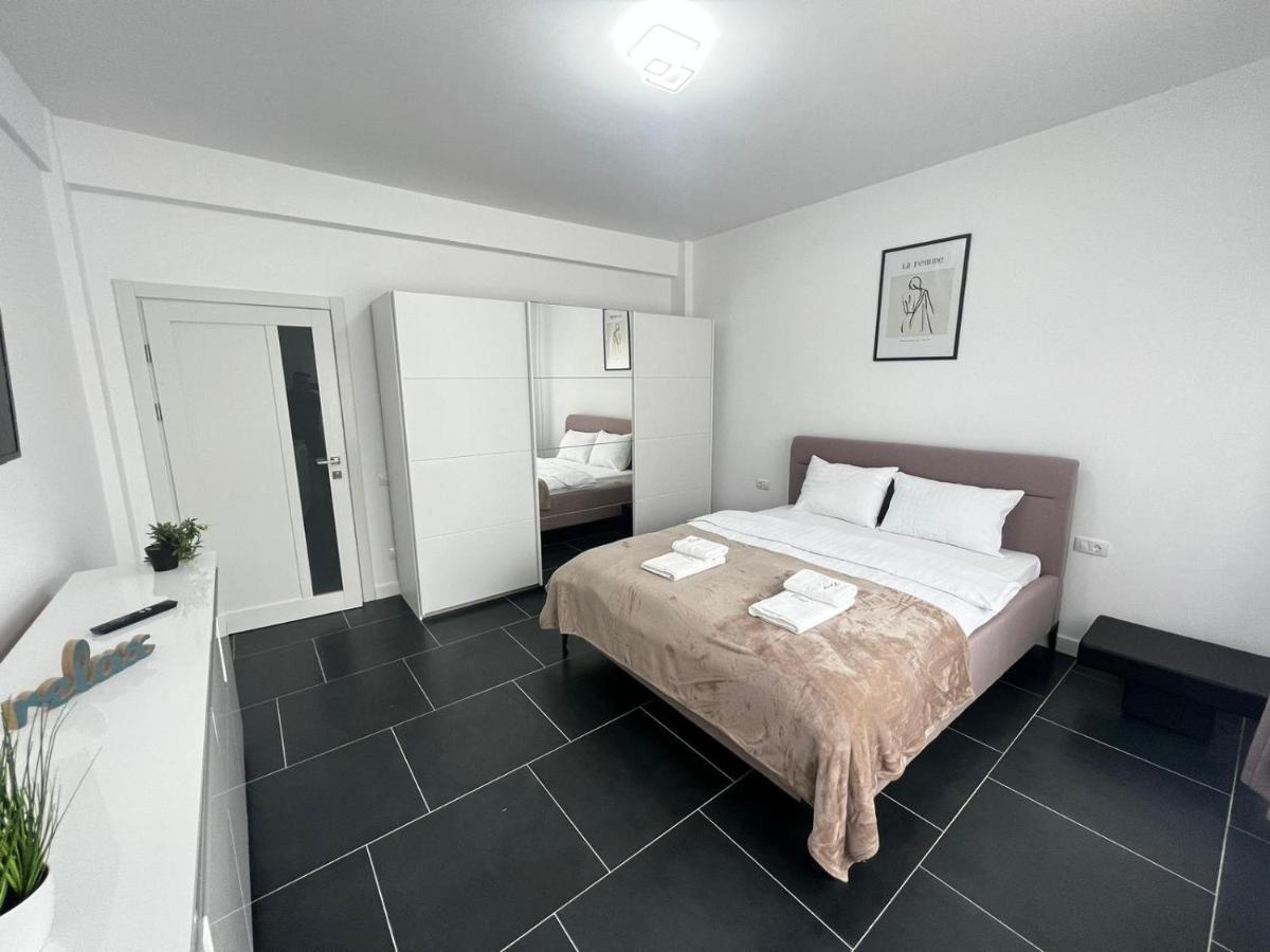Cozy Aparthotel - Central City Suceava Ngoại thất bức ảnh