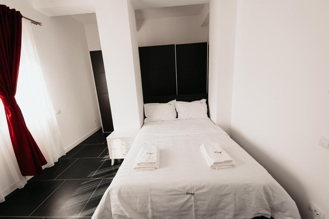 Cozy Aparthotel - Central City Suceava Ngoại thất bức ảnh